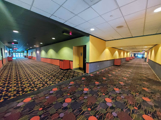 Movie Theater «AMC Stonybrook 20», reviews and photos, 2745 S Hurstbourne Pkwy, Louisville, KY 40220, USA