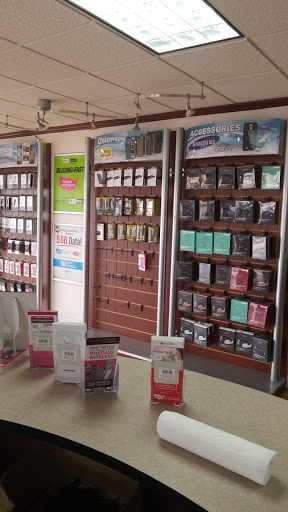 Electronics Repair Shop «Phone Store Denver», reviews and photos, 3095 S Peoria St, Aurora, CO 80014, USA