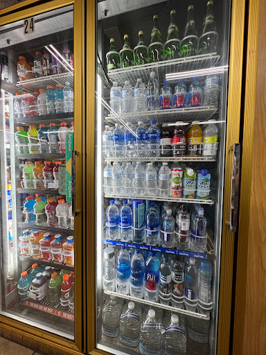 Wine Store «Canyon Crest Liquor», reviews and photos, 1350 Massachusetts Ave, Riverside, CA 92507, USA