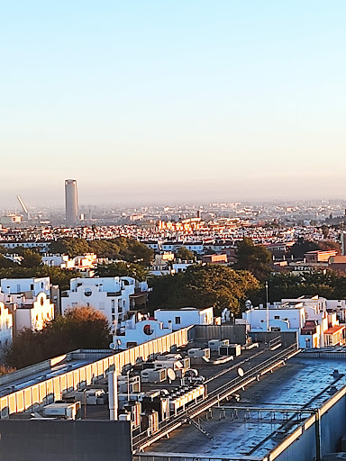 Sevilla Patina · Torre Pelli · Escuela de Patinaje en Línea