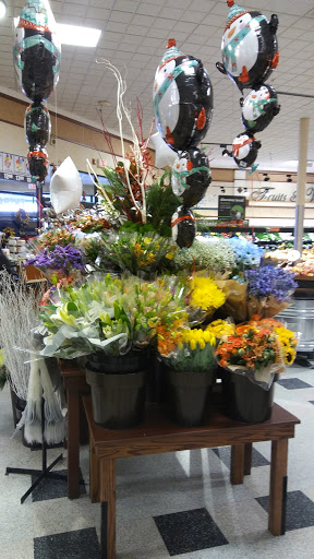 Grocery Store «Kroger», reviews and photos, 13333 Eureka Rd, Southgate, MI 48195, USA