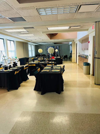 Banquet Hall «Stone Creek Banquet Hall», reviews and photos, 1 Maguire St, Flat Rock, MI 48134, USA