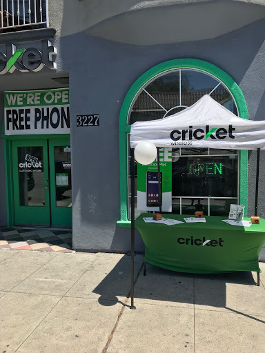 Cell Phone Store «Cricket Wireless Authorized Retailer», reviews and photos, 3227 Middlefield Rd, Menlo Park, CA 94025, USA