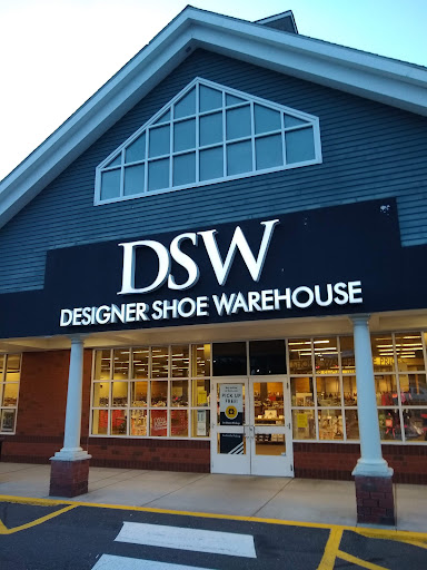 Shoe Store «DSW Designer Shoe Warehouse», reviews and photos, 113 Mill Plain Rd, Danbury, CT 06811, USA