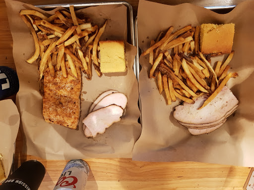 Hotel «Courtyard by Marriott Canton», reviews and photos, 4375 Metro Cir NW, North Canton, OH 44720, USA