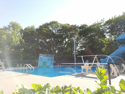 Park «Highland Park Aquatic Center», reviews and photos, 1840 Edgcumbe Rd, St Paul, MN 55116, USA