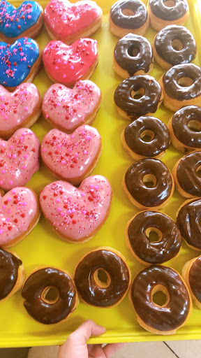 Donut Shop «Kolache Donut Express», reviews and photos, 10110 Woodlands Pkwy #300, Spring, TX 77382, USA