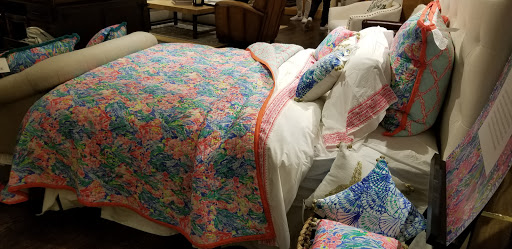 Furniture Store «Pottery Barn», reviews and photos, 125 Westchester Ave #2490a, White Plains, NY 10601, USA