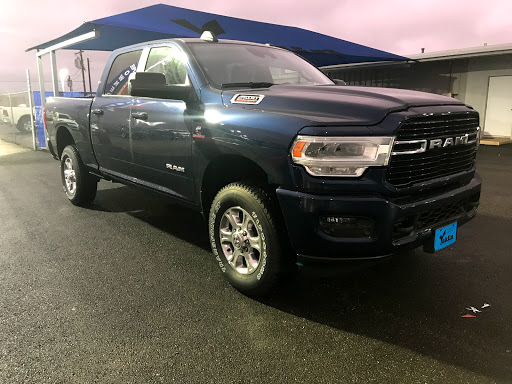 Car Dealer «Yaklin Chrysler Dodge Jeep RAM», reviews and photos, 1550 W Kingsbury St, Seguin, TX 78155, USA