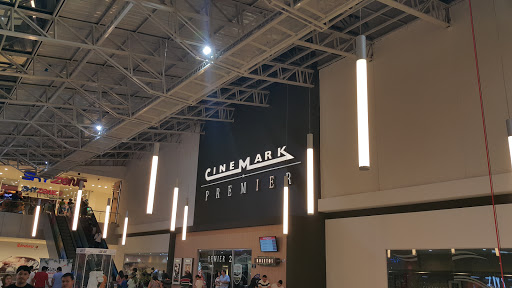 Cinemark Ventura Mall Bolivia