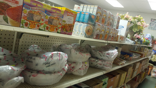 Grocery Store «Shalimar Grocery», reviews and photos, 332 S Green Bay Rd, Waukegan, IL 60085, USA