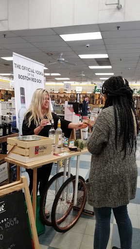Wine Store «Wollaston Wine & Spirits», reviews and photos, 58 Beale St, Quincy, MA 02170, USA