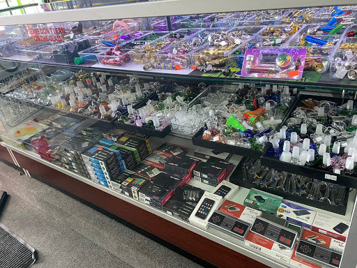 Tobacco Shop «Peace Pipe Smoke Shop», reviews and photos, 3282 El Camino Real, Santa Clara, CA 95051, USA