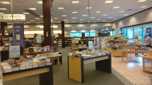 Book Store «Barnes & Noble», reviews and photos, 591 S University Dr, Plantation, FL 33324, USA