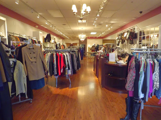 Upscale Resale Boutique LLC, 12010 Southshore Pointe Dr, Midlothian, VA 23112, USA, 