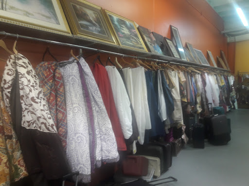 Thrift Store «2nd Avenue Thrift Store», reviews and photos, 4640 S 2nd Ave, Dallas, TX 75210, USA
