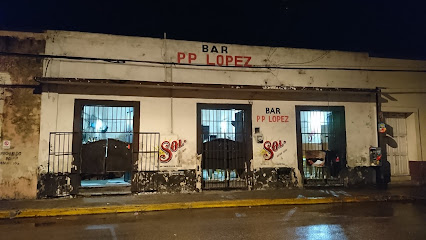 BAR PP LOPEZ - Por 54 y 52, C. 63 438, Centro, 97000 Mérida, Yuc., Mexico