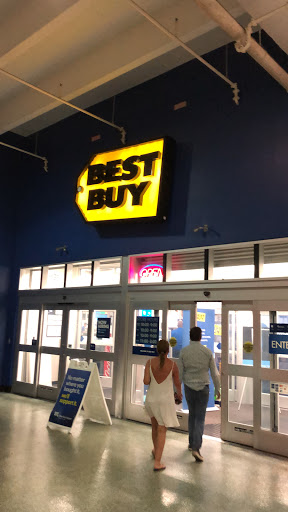 Electronics Store «Best Buy», reviews and photos, 1131 5th St, Miami Beach, FL 33139, USA
