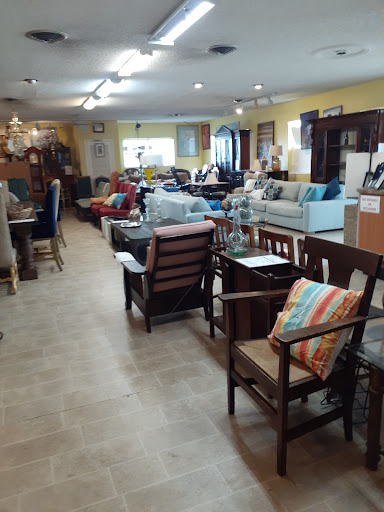 Thrift Store «Habitat For Humanity Thrift Store», reviews and photos, 1635 N Old Dixie Hwy, Jupiter, FL 33469, USA