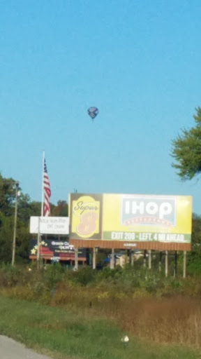 Lake St. Louis Auto Collection, 12542 Veterans Memorial Pkwy, Wentzville, MO 63385, USA, 