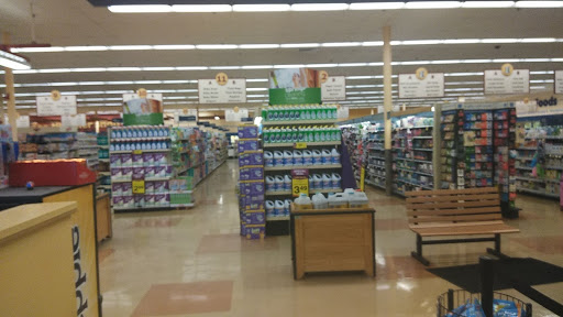 Grocery Store «Hannaford Supermarket», reviews and photos, 99 Main St, Gorham, ME 04038, USA