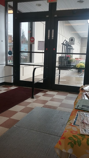 Supermarket «Vista Foods», reviews and photos, 376 S Main St, Laconia, NH 03246, USA