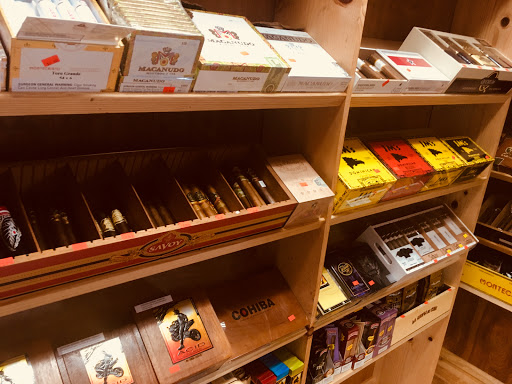 Tobacco Shop «Windy Smoke Shop», reviews and photos, 4815 E Main St #14, Mesa, AZ 85205, USA