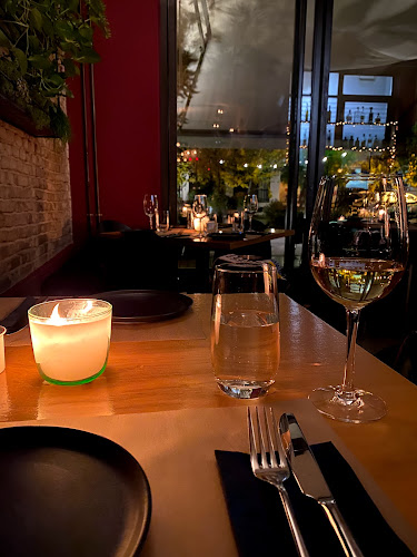 Μεγάλου Βασιλείου 52, Αθήνα 118 54