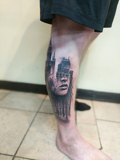 Tattoo Shop «Twisted Tattoo & Body Piercing», reviews and photos, 4168 N Elston Ave, Chicago, IL 60618, USA