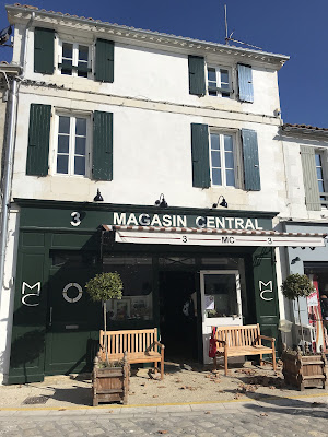 Magasin Central à Le Bois-Plage-en-Ré