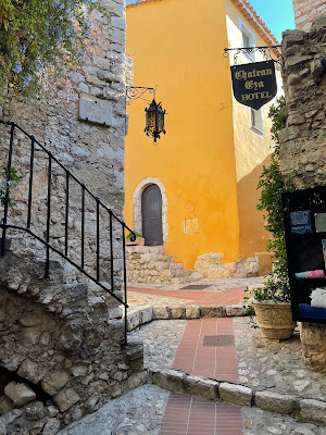 Cuirs et Compagnie à Èze