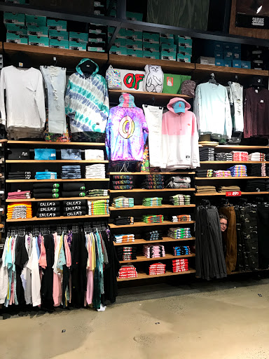 Clothing Store «Zumiez», reviews and photos, 670 Park City Center, Lancaster, PA 17601, USA