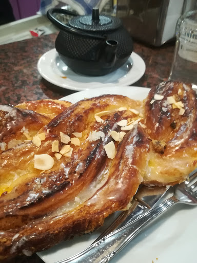 Pastelería Carlos Urquiz en Ejea de los Caballeros, Zaragoza