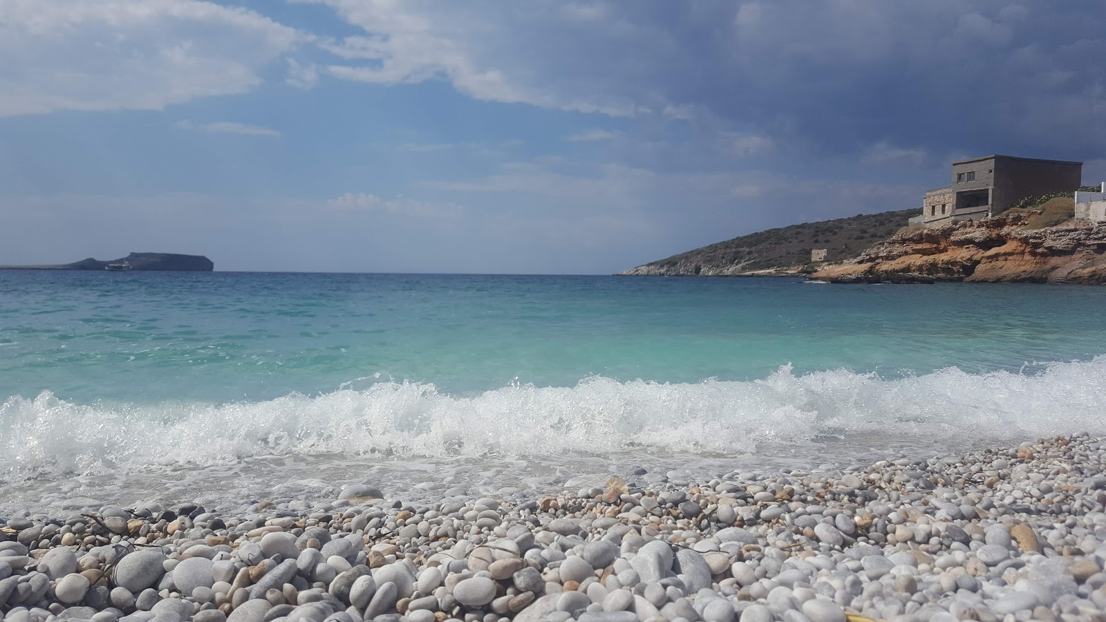 Fotografie cu Chalikia beach zonele de facilități