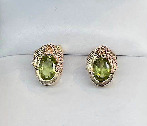 Jewelry Store «Albany Guns Coins & Jewelry», reviews and photos, 1225 Pacific Blvd SE, Albany, OR 97321, USA