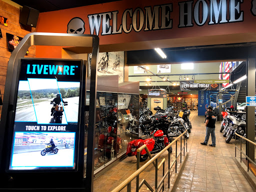 Harley-Davidson Dealer «House of Harley-Davidson®», reviews and photos, 6221 W Layton Ave, Milwaukee, WI 53220, USA