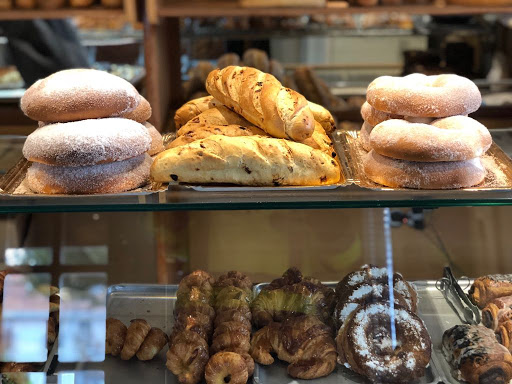 Pastelería Pedro González en Campo Real, Madrid