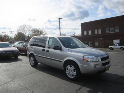 Used Car Dealer «Advantage Auto Sales», reviews and photos, 915 W Bloomington Rd, Champaign, IL 61821, USA