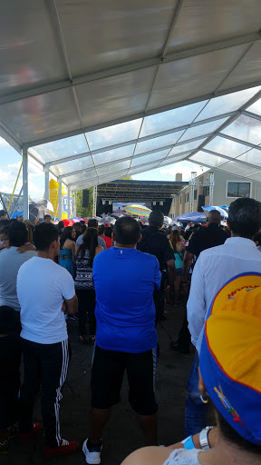 Stadium «Bears and Eagles Riverfront Stadium», reviews and photos, 450 Broad St, Newark, NJ 07102, USA