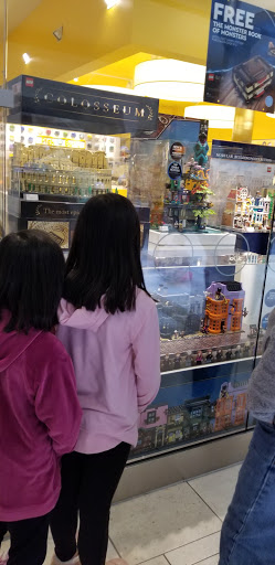 Toy Store «The LEGO Store», reviews and photos, 119 Bellevue Way NE, Bellevue, WA 98004, USA