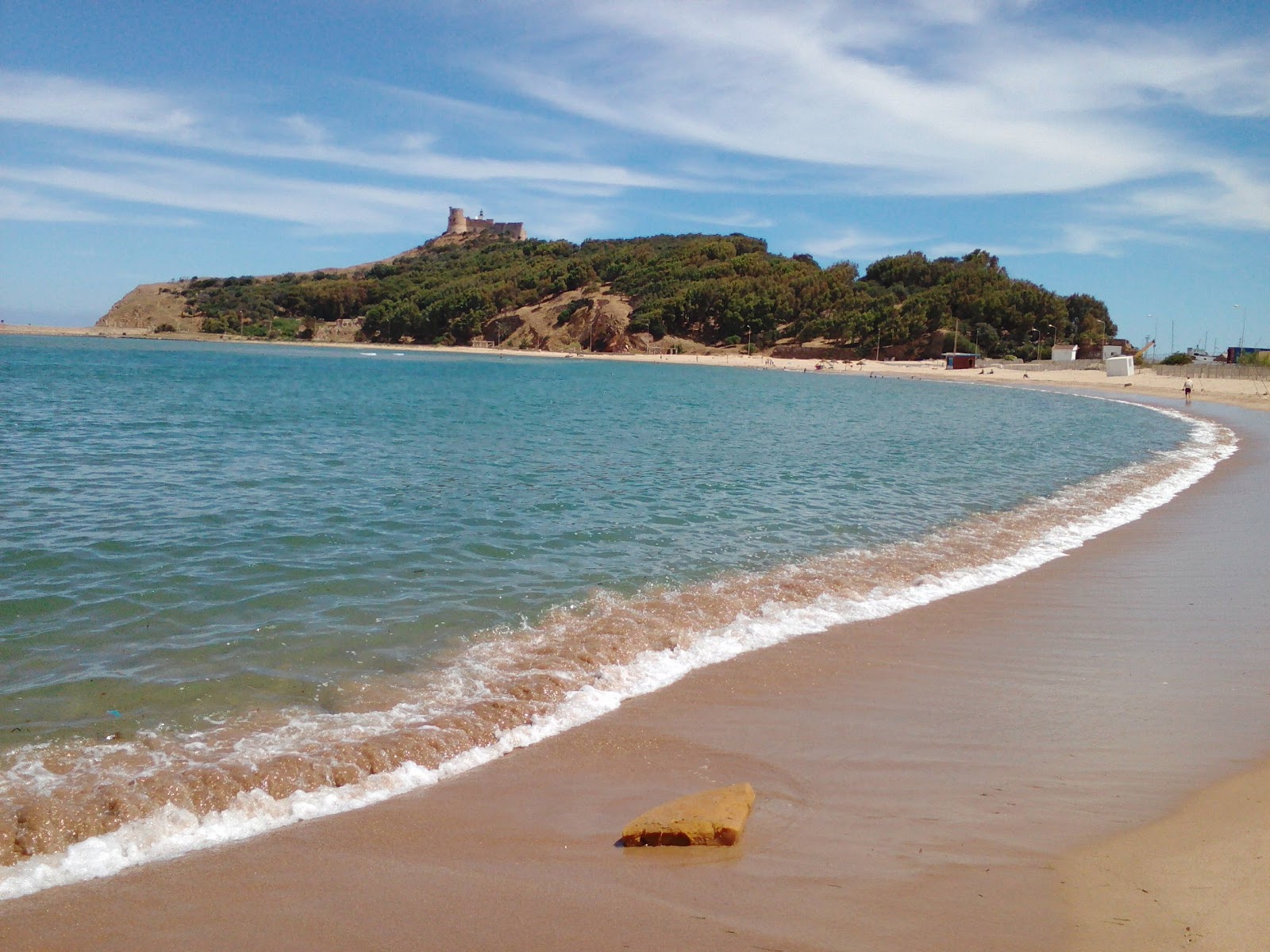 Plage Tabarka 2'in fotoğrafı biraz temiz temizlik seviyesi ile
