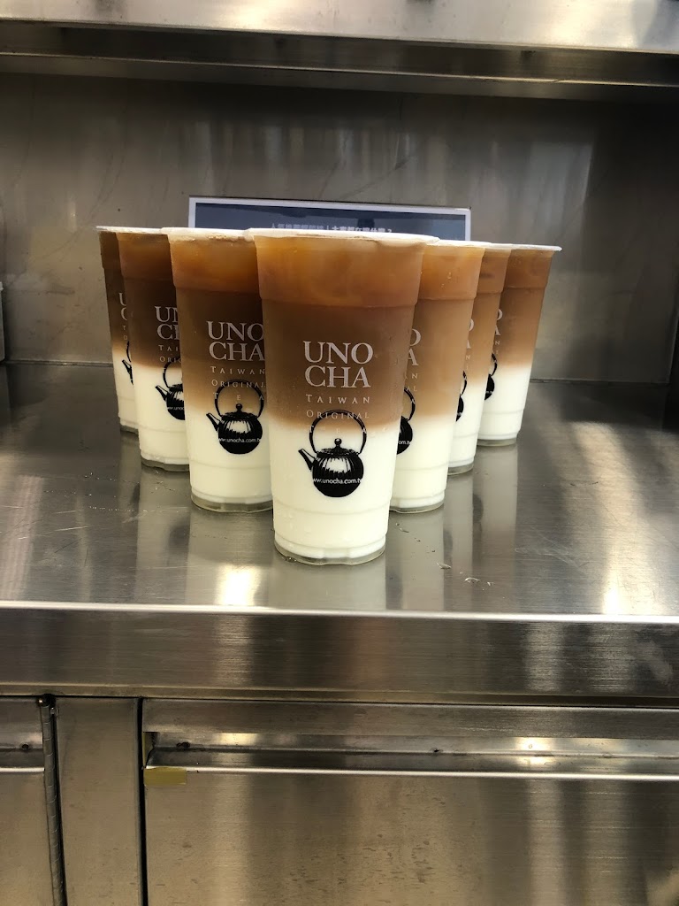 烏弄原生茶飲 鹽埕七賢店 的照片