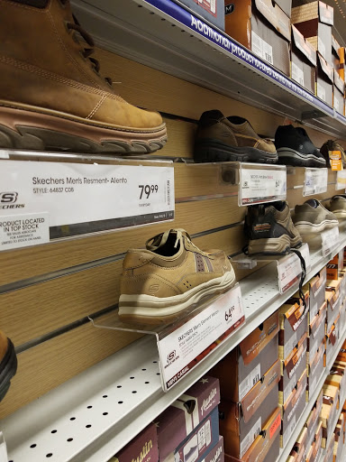 Sporting Goods Store «Academy Sports + Outdoors», reviews and photos, 130 S Hampton Pl, Clarksville, TN 37040, USA