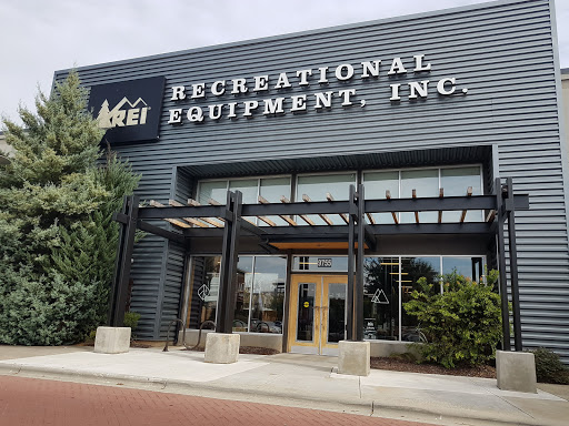 REI, 9755 Northlake Centre Pkwy, Charlotte, NC 28216, USA, 