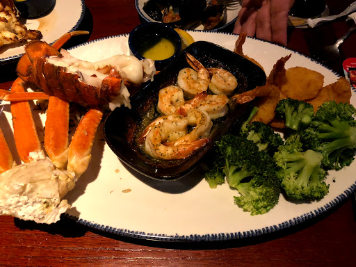 Shopping Mall «Oakdale Village Shopping Center», reviews and photos, 8301 3rd St N, St Paul, MN 55128, USA