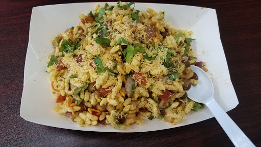 Grocery Store «INDU INDIAN GROCERY STORE (INDU CONVENIENT STORE)», reviews and photos, 4925 W Market St #1104, Greensboro, NC 27407, USA