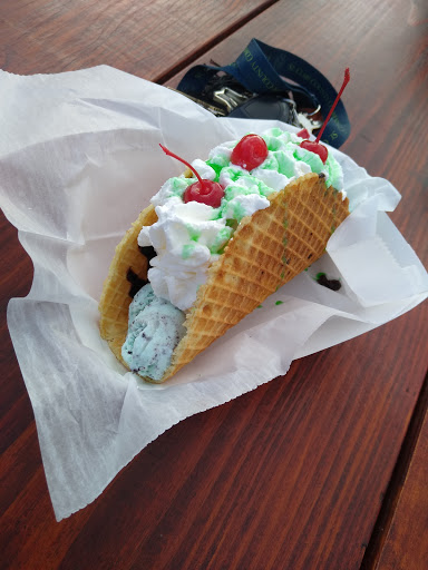 Ice Cream Shop «Milkhouse Ice Cream and Coffee Cafe», reviews and photos, 4189 Keewahdin Rd, Fort Gratiot Twp, MI 48059, USA