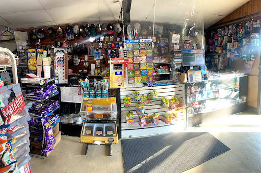 Grocery Store «Parkview Market», reviews and photos, 515 S Cardinal Ave, Stockton, CA 95215, USA