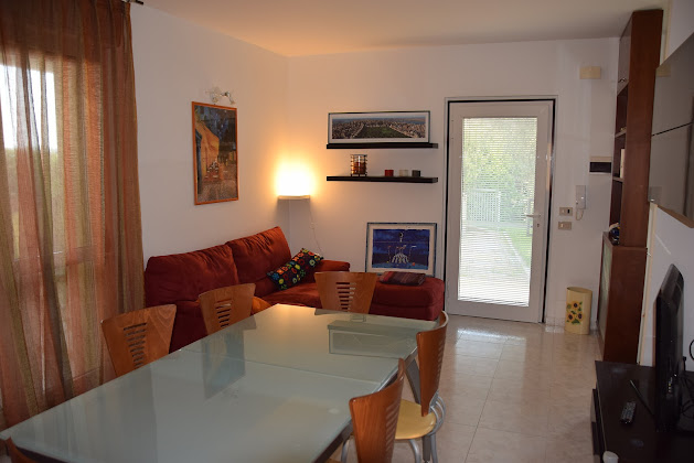 Photos du propriétaire Appartamento per vacanza in affitto Villino La Ma 65013 Città Sant'Angelo