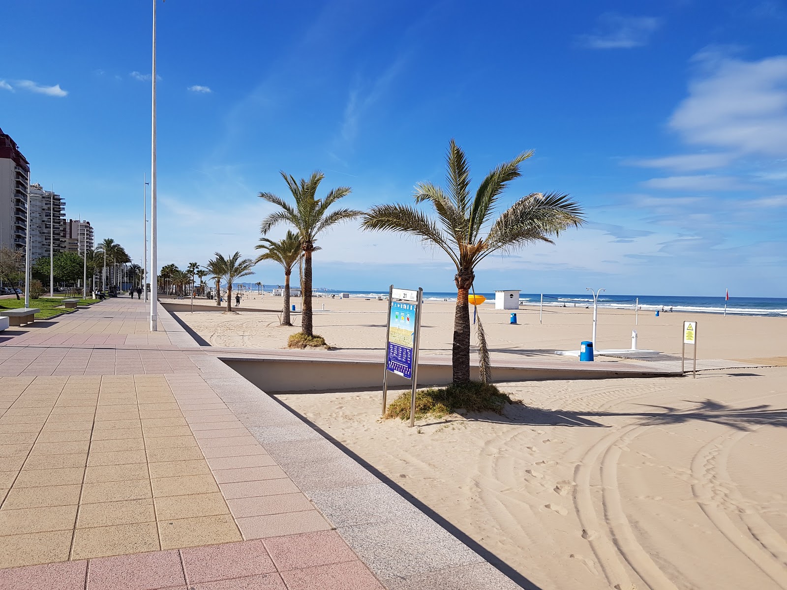 Platja de Gandia'in fotoğrafı birden fazla uzun koy ile birlikte